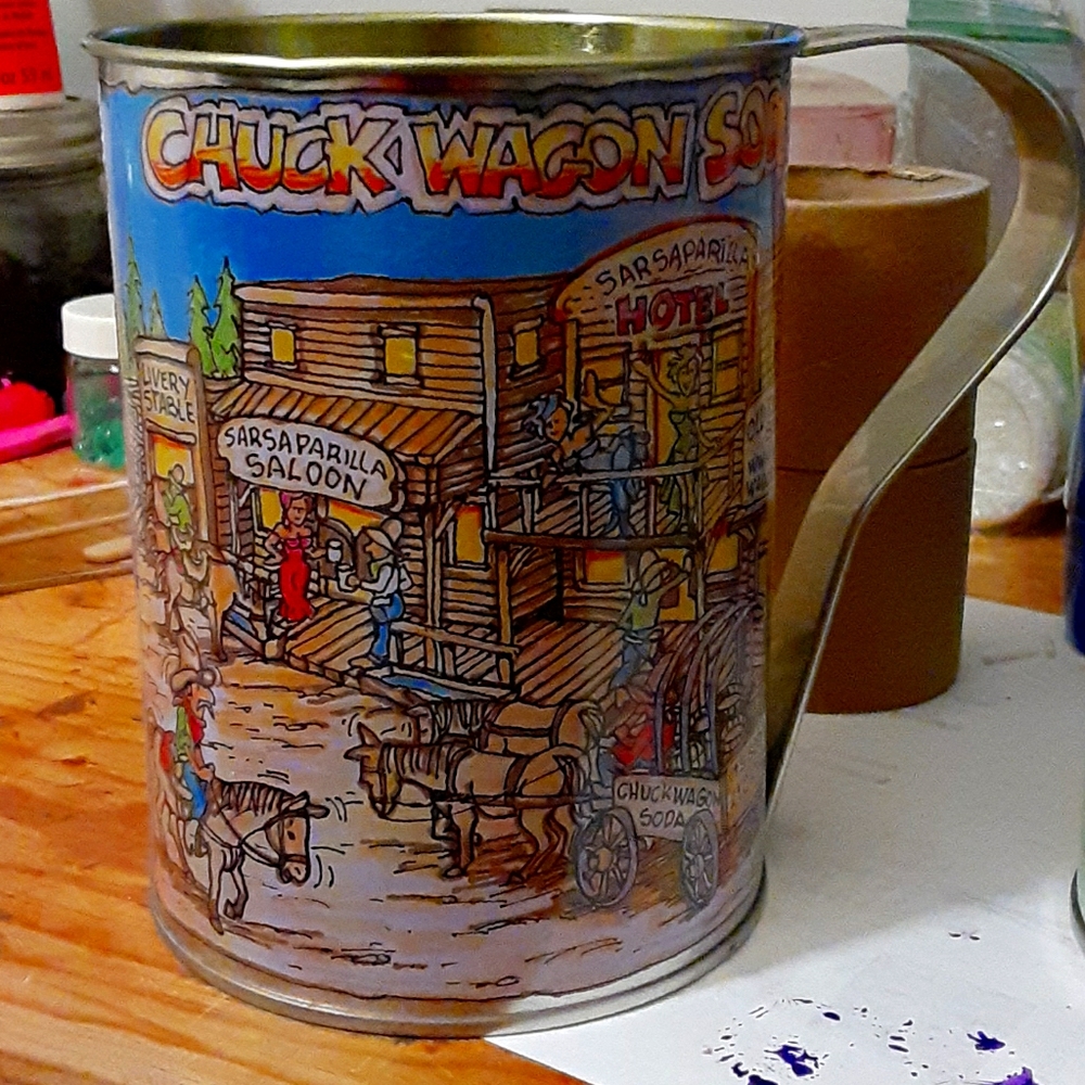 CHUCK WAGON SODA COLLECTABLE TIN